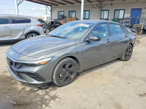 Hyundai Elantra 2.0L 4 2026