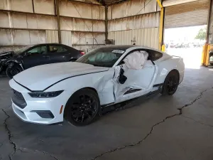 Ford Mustang 2.3L 4 2025