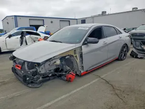 Hyundai Elantra 2.0L 4 2022