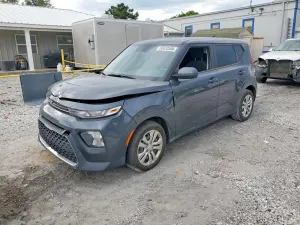 Kia Soul 2.0L 4 2021