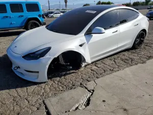 Tesla Model 3 2022