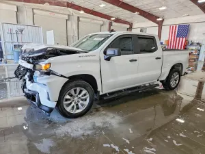 Chevrolet Silverado 1500 4.3L 6 2020