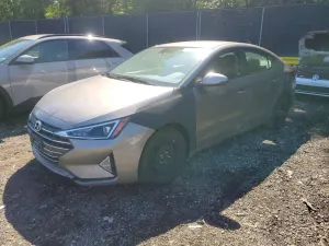 Hyundai Elantra 2.0L 4 2020