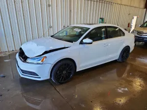 Volkswagen Jetta 1.4L 4 2016