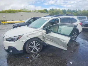 Subaru Outback 3.6L 6 2018