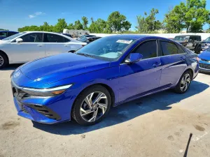 Hyundai Elantra 2.0L 4 2024