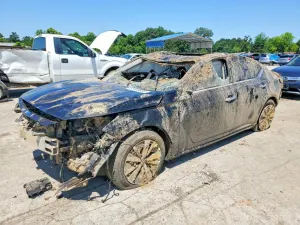 Nissan Altima 2.5L 4 2020