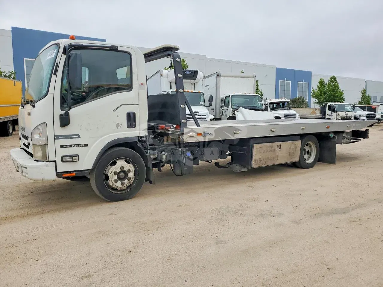 Isuzu NRR 5.2L 4 2017