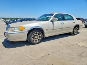 Lincoln Town Car 4.6L 8 2000