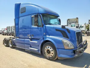 Volvo VNL 12.8L 6 2014