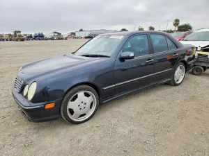 Mercedes-Benz E 5.4L 8 2000