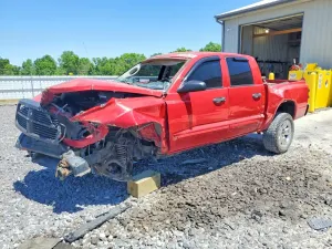 Dodge Dakota 4.7L 8 2005