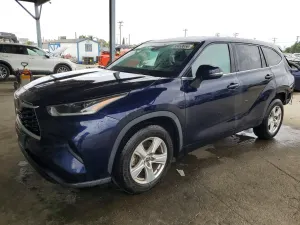 Toyota Highlander 3.5L 6 2021