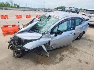 Nissan Versa 1.6L 4 2025