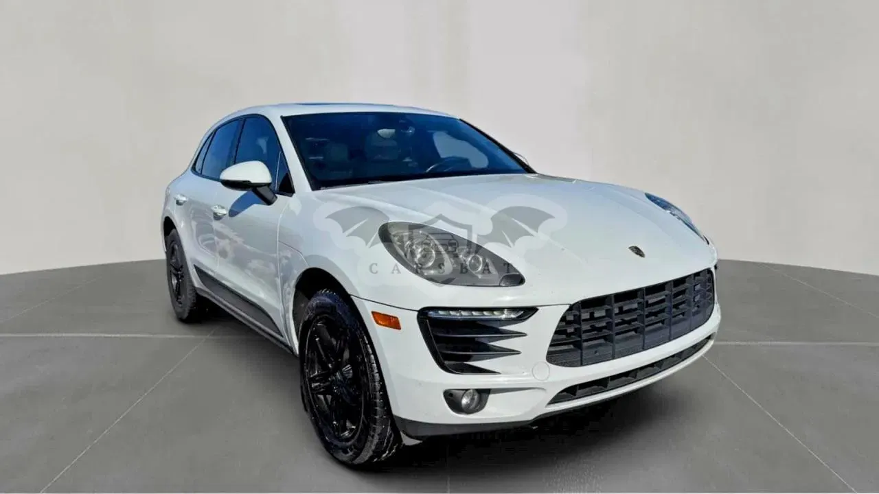 Porsche Macan 2.0L 4 2018
