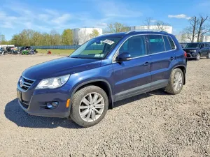 Volkswagen Tiguan 2.0L 4 2011