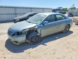 Toyota Camry 2.5L 4 2010