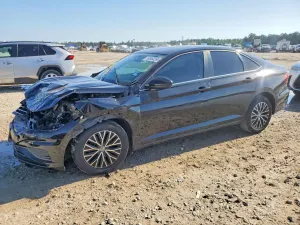 Volkswagen Jetta 1.4L 4 2021