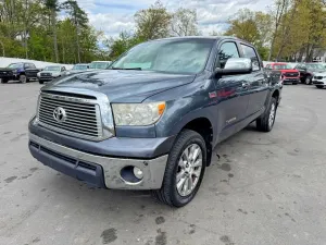 Toyota Tundra 5.7L 8 2010
