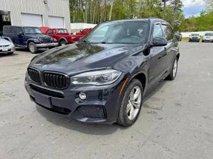 BMW X5 4.4L 8 2015