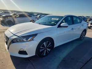 Nissan Altima 2.5L 4 2022