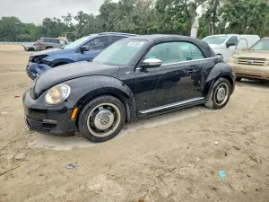 Volkswagen Beetle 2.5L 5 2013
