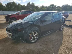 Ford Focus 2.0L 4 2013