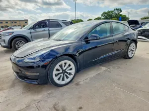 Tesla Model 3 2022