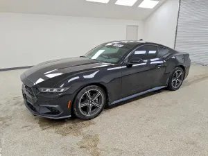Ford Mustang 2.3L 4 2024
