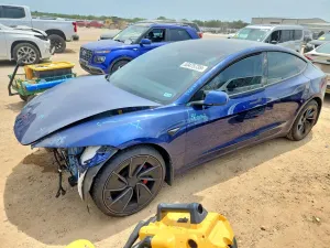 Tesla Model 3 2024