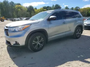 Toyota Highlander 3.5L 6 2016