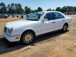 Mercedes-Benz E 3.2L 6 1998