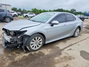 Toyota Camry 2.5L 4 2019
