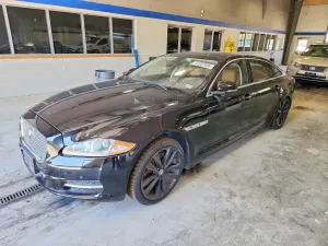 Jaguar XJ 5.0L 8 2012