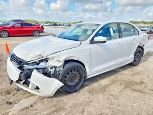 Volkswagen Jetta 2.5L 5 2013