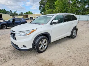 Toyota Highlander 3.5L 6 2014