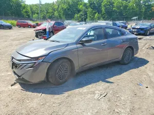 Nissan Sentra 2.0L 4 2026