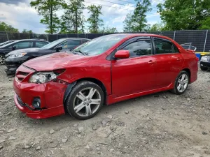 Toyota Corolla 1.8L 4 2013