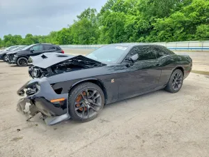 Dodge Challenger 6.4L 8 2021