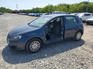 Volkswagen Golf 2.5L 5 2011