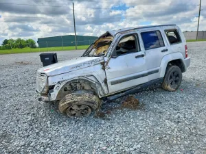 Jeep Liberty 3.7L 6 2012