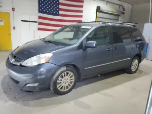 Toyota Sienna XLE 3.5L 6 2009