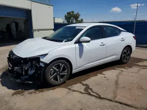 Nissan Sentra 2.0L 4 2025