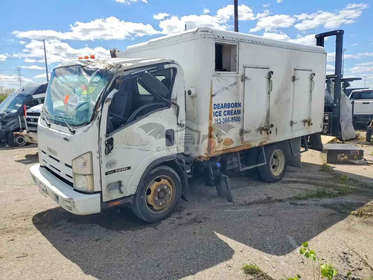Isuzu NRR 5.2L 4 2012