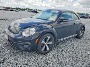 Volkswagen Beetle 2.0L 4 2013