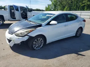 Hyundai Elantra 1.8L 4 2015