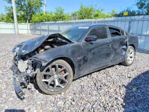 Dodge Charger 5.7L 8 2015