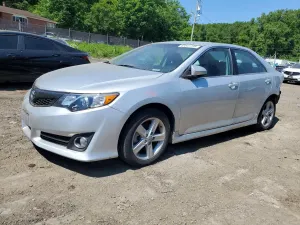 Toyota Camry 2.5L 4 2014