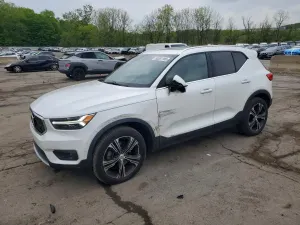 Volvo XC40 2.0L 4 2019