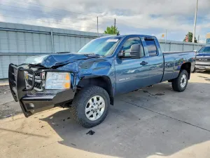 Chevrolet Silverado 1500 6.6L 8 2011